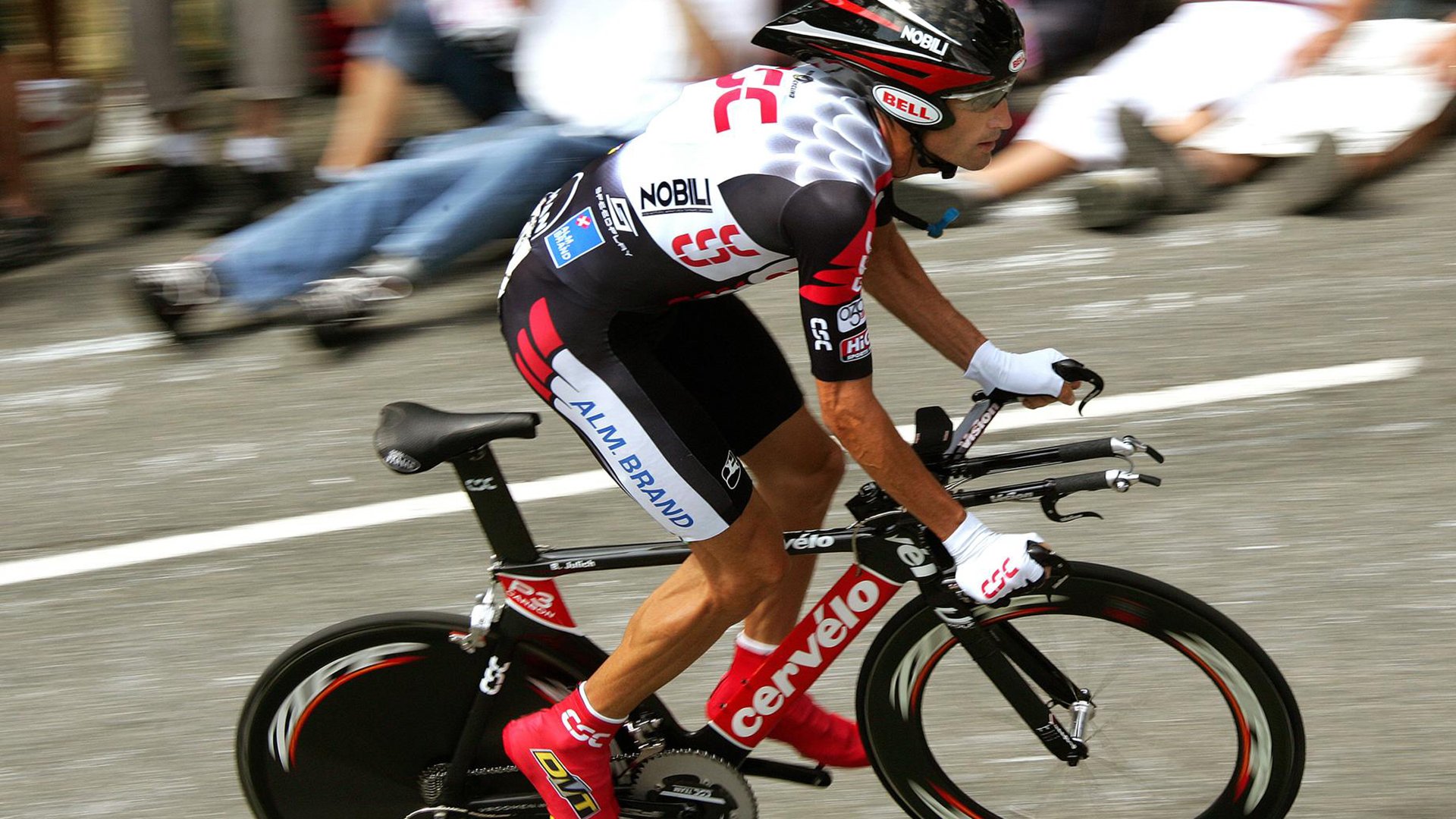 开云体育官网登入-西甲高光瞬间，球员分享赛场心路，西甲榜首